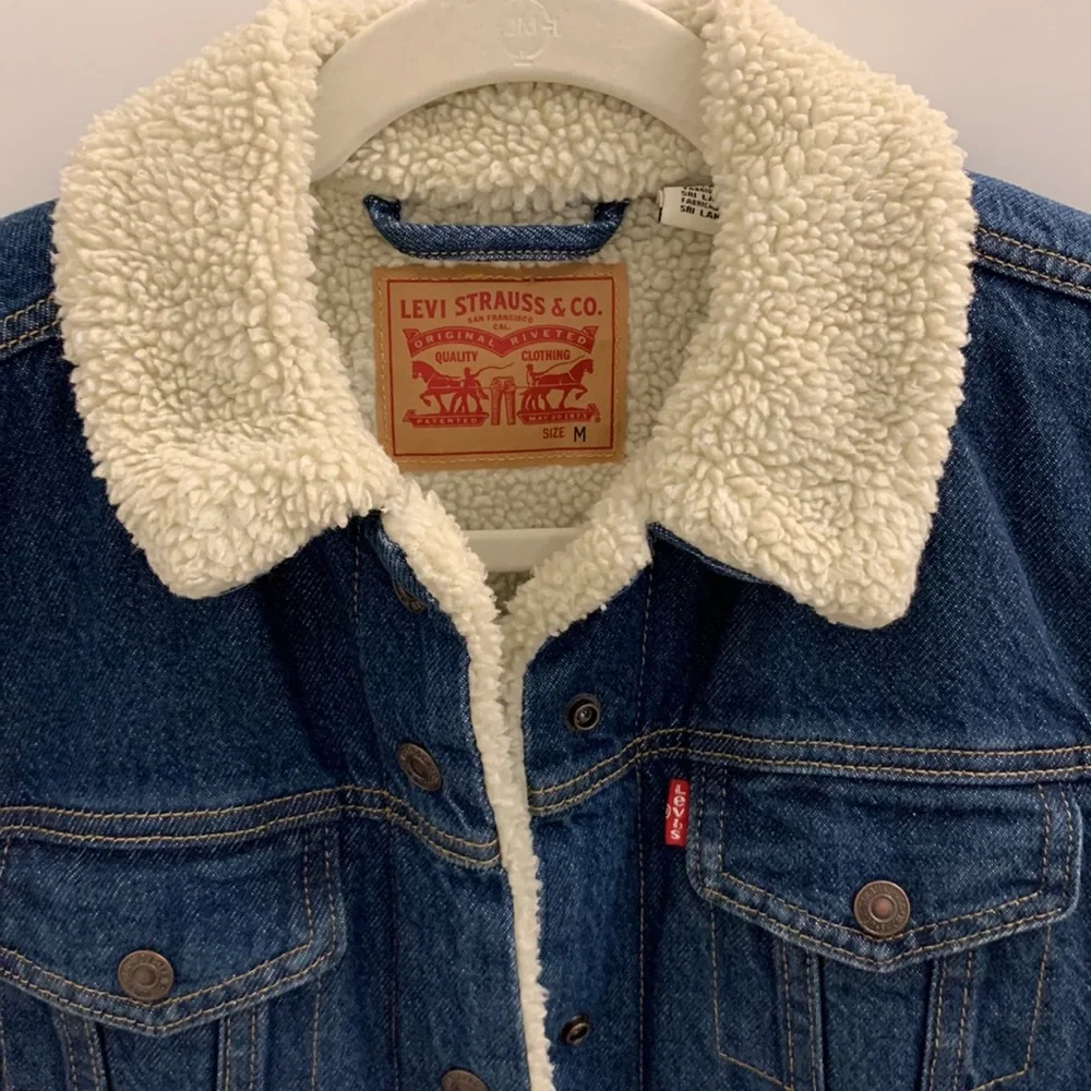 Levi jeans jacket - Picture 2 of 3